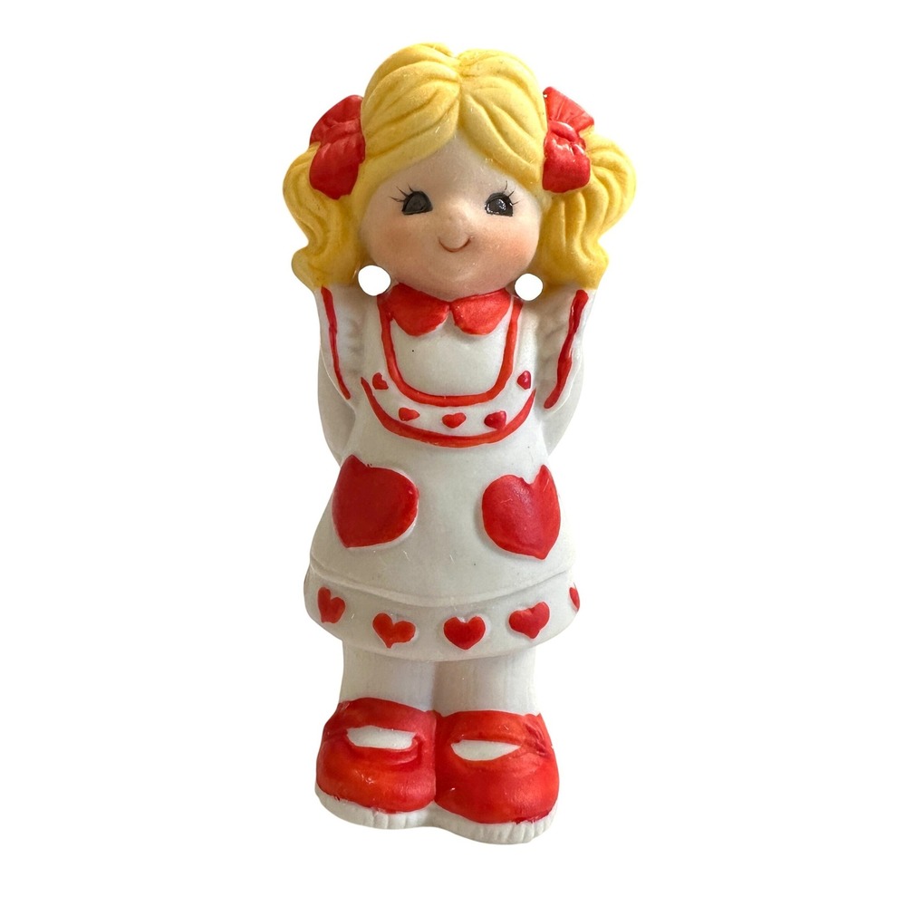 VTG 70s Enesco Lucy Rigg Rigglets Valentine Girl Figurine Hearts Kitsch‎ Decor